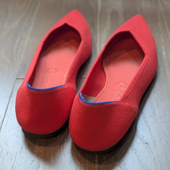 Women's Red Flats - Picture 3 of 4